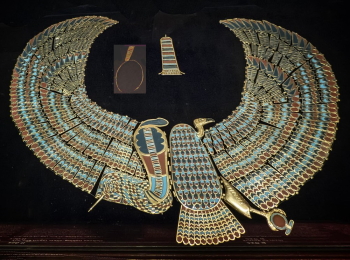 wesekh pectoral necklace (mankhet counterbalance inset)